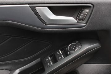 FORD - Focus 1.0 EcoBoost 125 CV automatico SW Active Co-Pilot (19 di 19) FORD - Focus 1.0 EcoBoost 125 CV automatico SW Active Co-Pilot (19 di 19)