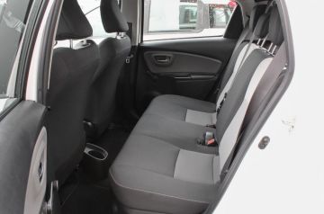 TOYOTA - 1.5 Hybrid 5 porte Active (9 di 18)