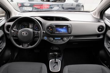 TOYOTA - 1.5 Hybrid 5 porte Active (11 di 18)
