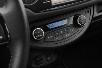 TOYOTA - 1.5 Hybrid 5 porte Active (14 di 18)