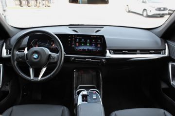 BMW - X1 sDrive 18d xLine (13 di 19)