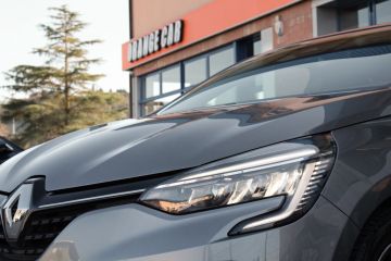 RENAULT - Clio Blue dCi 100 CV 5 porte Evolution (7 di 19)