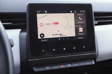 RENAULT - Clio Blue dCi 100 CV 5 porte Evolution (15 di 19)