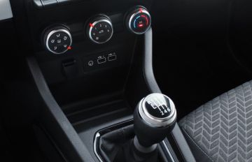 RENAULT - Clio Blue dCi 100 CV 5 porte Evolution (16 di 19)