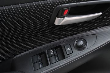 MAZDA - Mazda2 1.5 Skyactiv-G Homura (17 di 17)