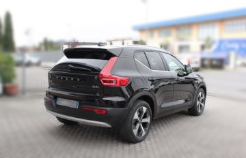 VOLVO - XC40 B4 AWD automatico Ultimate Bright (6 di 18)