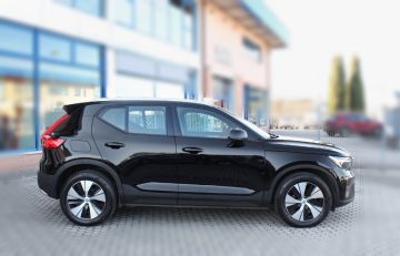 VOLVO - XC40 T2 automatico Core (3 di 18)