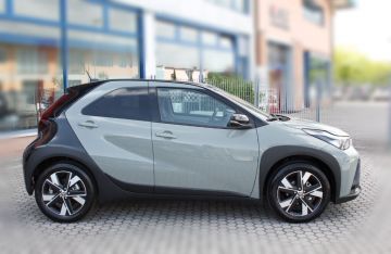 TOYOTA - Aygo X 1.5 Hybrid 115 CV 5 porte Icon (3 di 17)