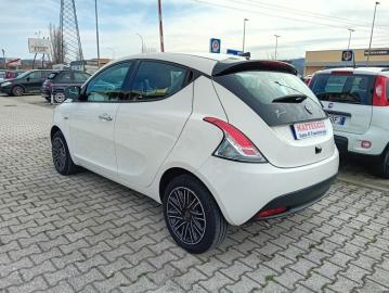 LANCIA - Ypsilon 1.0 FireFly 5 porte S&S Hybrid Gold Plus (7 di 7)