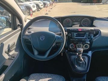 LANCIA - Ypsilon 1.0 FireFly 5 porte S&S Hybrid Silver (3 di 7)