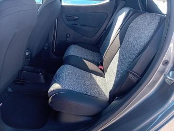 LANCIA - Ypsilon 1.0 FireFly 5 porte S&S Hybrid Silver (5 di 7)