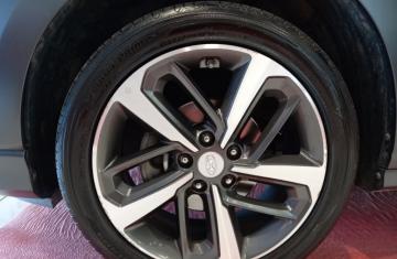 HYUNDAI - Kona 1.6 CRDI 115 CV Xpossible (27 di 27)