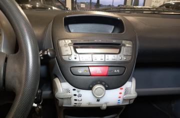 PEUGEOT - 107 1.0 68 CV 5p. Access (9 di 19)