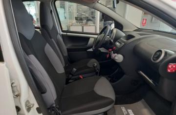 PEUGEOT - 107 1.0 68 CV 5p. Active (18 di 24)