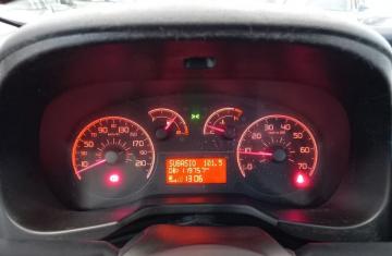 FIAT - QUBO 1.4 8V 77 CV Dynamic Natural Power (10 di 28)
