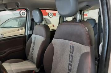 FIAT - Panda Cross 1.3 MJT 95 CV S&S 4x4 (8 di 26)