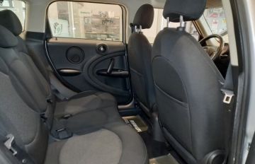 MINI - Mini 1.6 Cooper D Business Countryman (18 di 30)