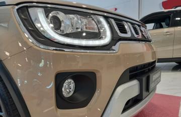 SUZUKI - 1.2 Hybrid Top (24 di 28)