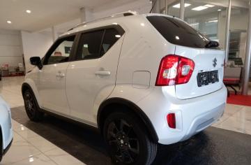 SUZUKI - 1.2 Hybrid Top (4 di 17)