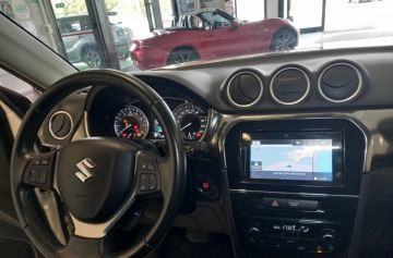 SUZUKI - Vitara 1.5 140V Hybrid A/T 4WD AllGrip Starview (16 di 29)