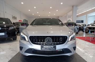 MERCEDES - CLA 220 d S.W. Automatic Sport (2 di 20)