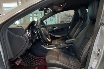 MERCEDES - CLA 220 d S.W. Automatic Sport (6 di 20)