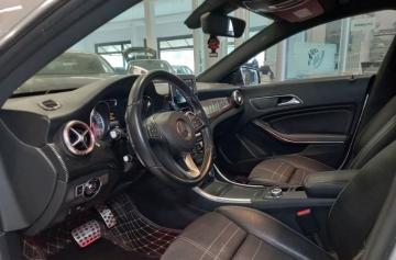 MERCEDES - CLA 220 d S.W. Automatic Sport (7 di 20)