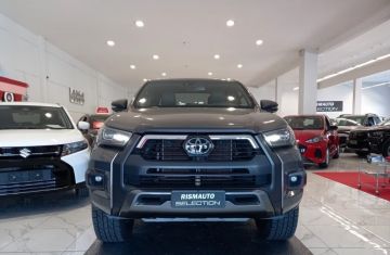 TOYOTA - Hilux 2.8 D A/T 4WD 4 porte Double Cab Invincible (2 di 21)