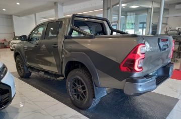 TOYOTA - Hilux 2.8 D A/T 4WD 4 porte Double Cab Invincible (4 di 21)