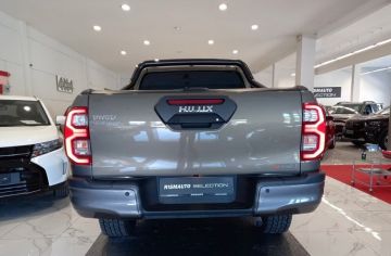TOYOTA - Hilux 2.8 D A/T 4WD 4 porte Double Cab Invincible (5 di 21)