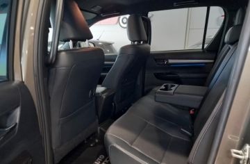 TOYOTA - Hilux 2.8 D A/T 4WD 4 porte Double Cab Invincible (14 di 21)