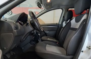 DACIA - Duster 1.6 115 CV S&S 4x2 GPL Lauréate (7 di 29)