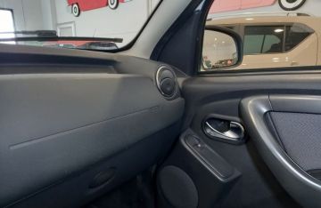 DACIA - Duster 1.6 115 CV S&S 4x2 GPL Lauréate (13 di 29)