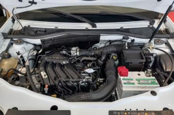 DACIA - Duster 1.6 115 CV S&S 4x2 GPL Lauréate (24 di 29)