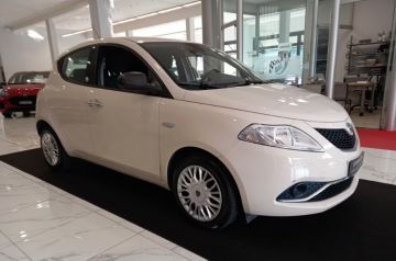 LANCIA - Ypsilon 1.2 69 CV 5p. GPL Ecochic Plat. (3 di 27)