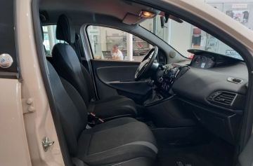 LANCIA - Ypsilon 1.2 69 CV 5p. GPL Ecochic Plat. (16 di 27)