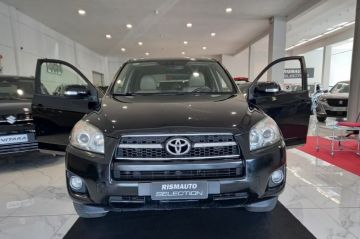 TOYOTA - RAV4 Crossover 2.2 D-Cat A/T 150 CV Lux. (6 di 26)