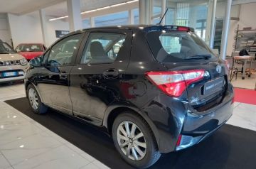 TOYOTA - Yaris 1.0 72 CV 5 porte Lounge (4 di 23)