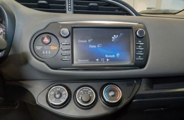 TOYOTA - Yaris 1.0 72 CV 5 porte Lounge (12 di 23)