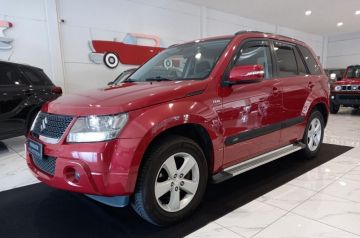 SUZUKI - Grand Vitara 1.9 DDiS 5p. Executive (1 di 30)