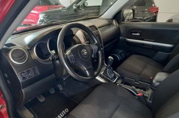 SUZUKI - Grand Vitara 1.9 DDiS 5p. Executive (9 di 30)