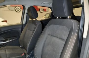 FORD - EcoSport 1.5 TDCi 95 CV Titanium (8 di 26)