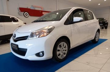TOYOTA - Yaris 1.0 5p. Lounge (1 di 25)