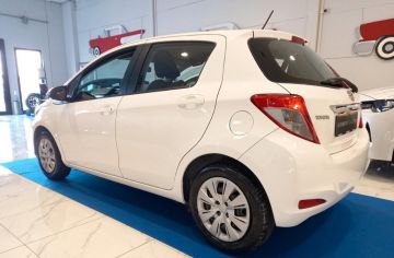 TOYOTA - Yaris 1.0 5p. Lounge (3 di 25)