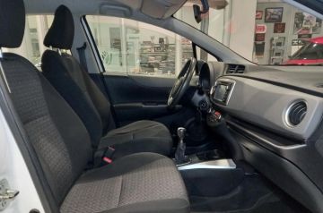 TOYOTA - Yaris 1.0 5p. Lounge (20 di 25)