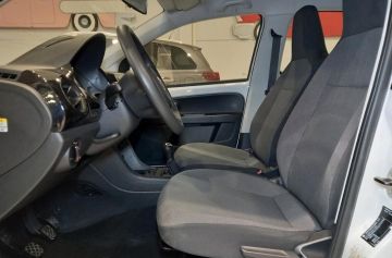 VOLKSWAGEN - 1.0 5p. move up! (7 di 24)