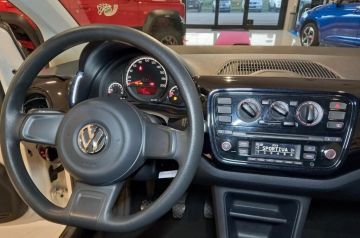 VOLKSWAGEN - 1.0 5p. move up! (13 di 24)