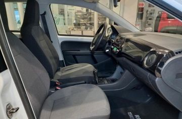 VOLKSWAGEN - 1.0 5p. move up! (18 di 24)