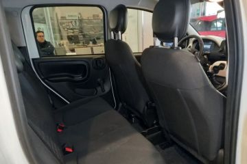 FIAT - Panda 1.0 FireFly S&S Hybrid (18 di 26)