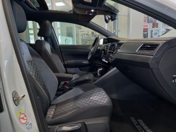 VOLKSWAGEN - Taigo 1.0 TSI 110 CV DSG R-Line (24 di 26)